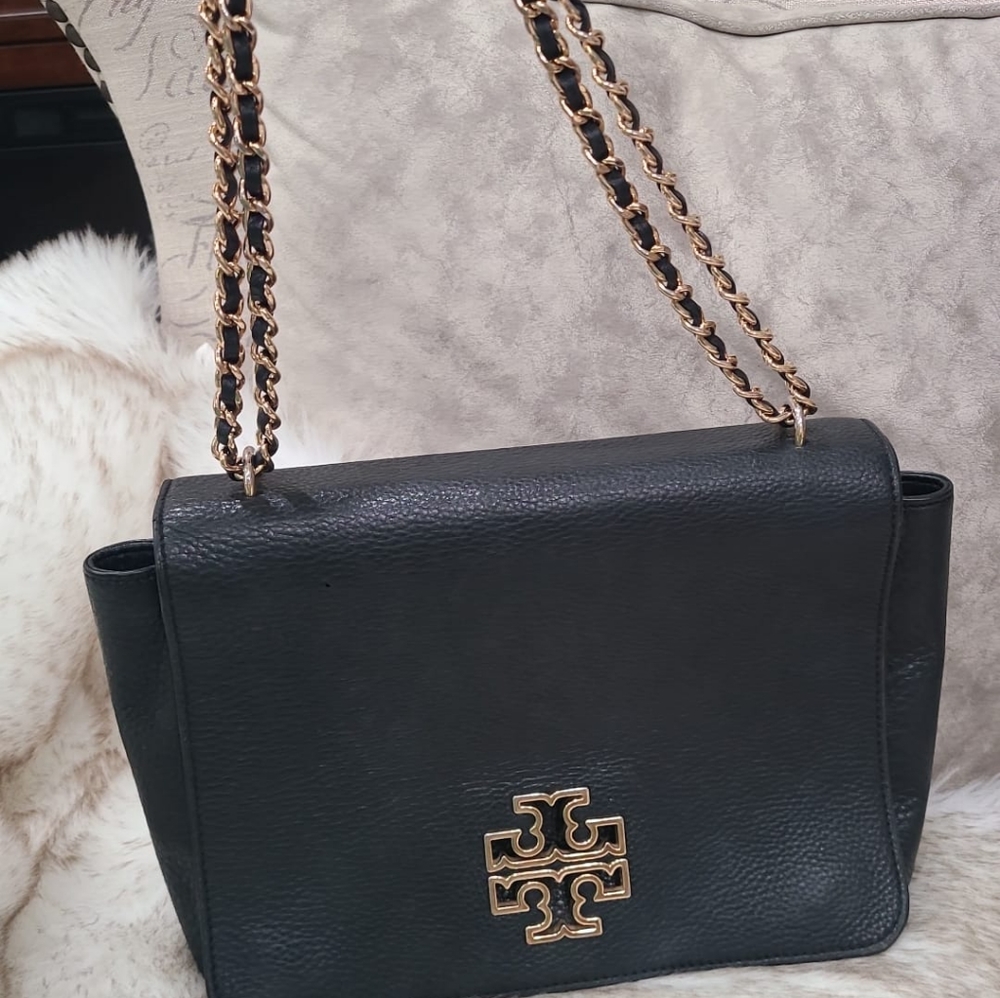 Authentic Black Tory Burch Adjustable Shoulder Bag - image 8